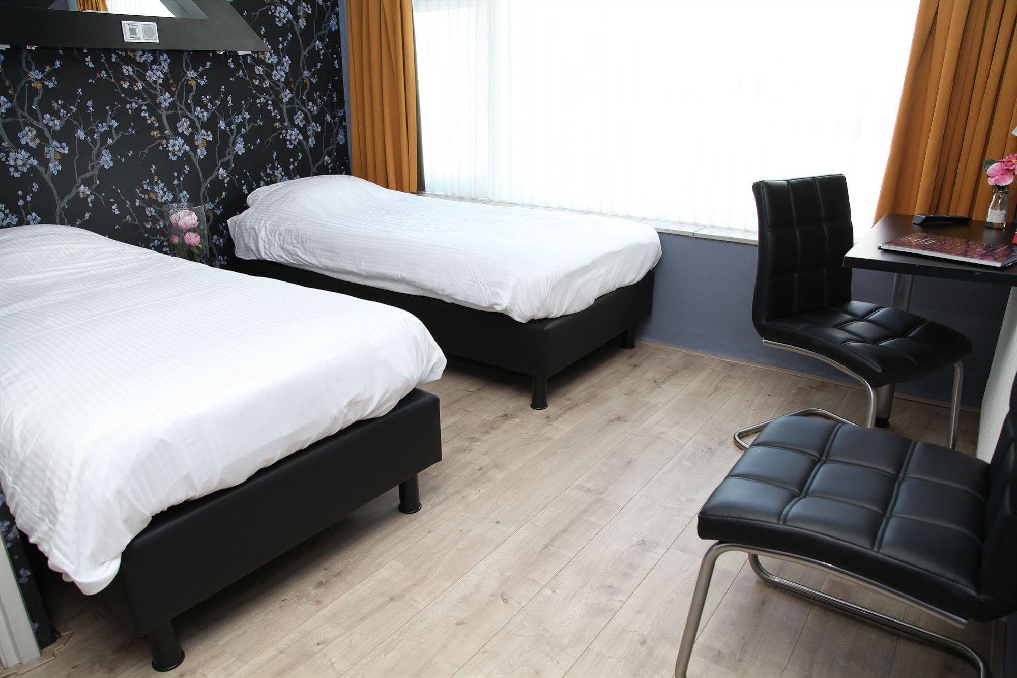 Stads Hotel Boerland Emmen Eksteriør bilde